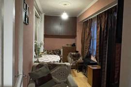 Apartment for sale, Old building, Gldani