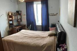 Apartment for sale, Old building, Gldani