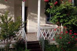House For Rent, 4 Room, Suburbs of Tbilisi, Tskneti