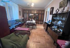 Apartment for sale, 4 Room, Old building, Tbilisi, Ponichala