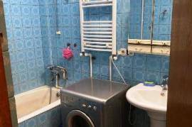 Аренда, 3 Kомнатная, Старое здание, Тбилиси, saburtalo