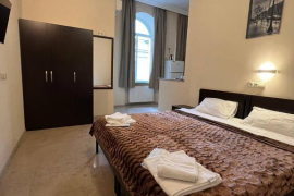 Daily Rent, Hotel, Chugureti