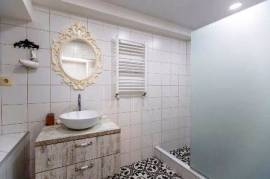 Аренда, 3 Kомнатная, Старое здание, Тбилиси, Мтацминда