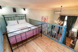 Аренда, 3 Kомнатная, Старое здание, Тбилиси, Мтацминда