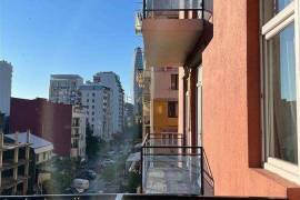 ქირავდება ბინა, 2 ოთახიანი, ახალი აშენებული, ბათუმი, ბაგრატიონის უბანი