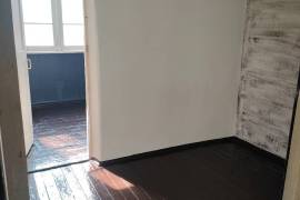 Apartment for sale, 3 Room, Old building, Tbilisi, Airport village