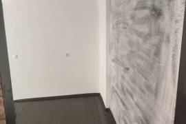 Apartment for sale, 3 Room, Old building, Tbilisi, Airport village