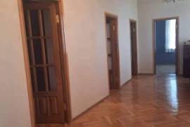 იყიდება სახლი, 10 ოთახიანი, ლაგოდეხი, ლაგოდეხი