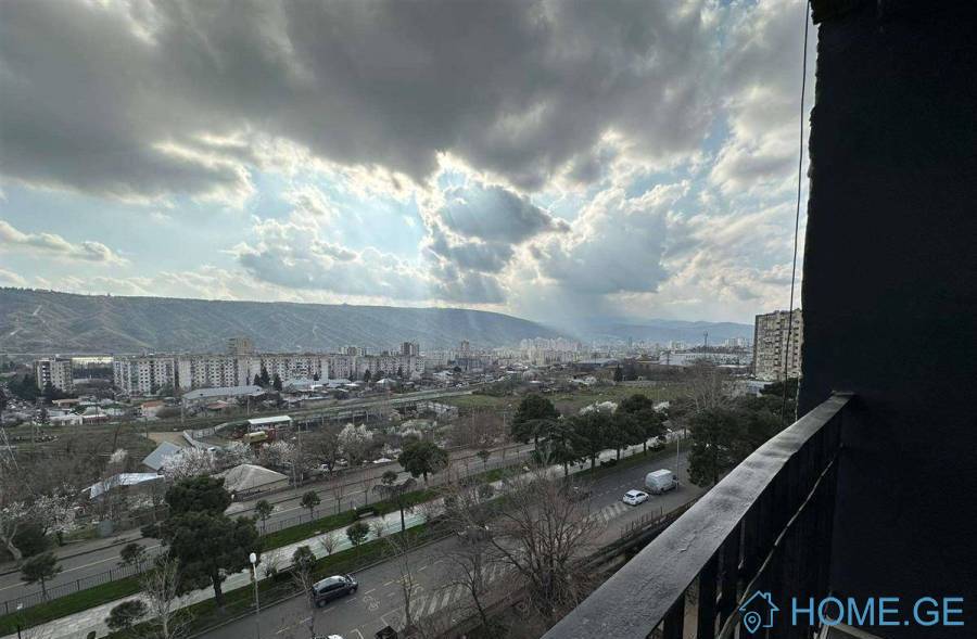Аренда, 4 Kомнатная, Старое здание, Тбилиси, Самгори