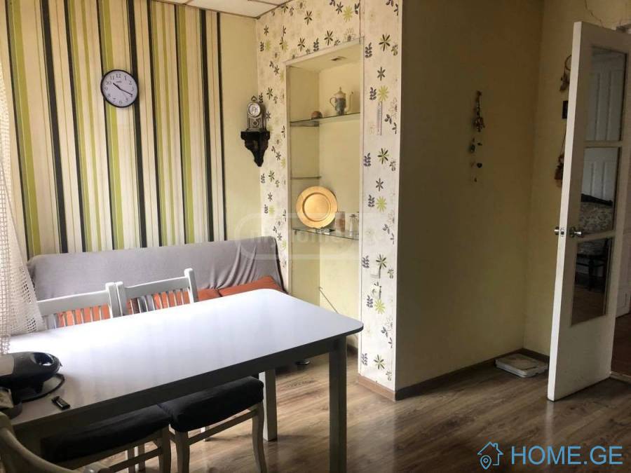 House For Sale, 5 Room, Tbilisi, Chugureti