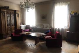 House For Sale, 5 Room, Tbilisi, Chugureti
