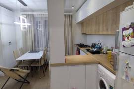 Apartment for sale, Old building, Bagebi