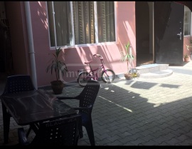 იყიდება, უნივერსალური კომერციული  ფართი