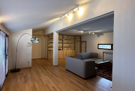 For Rent, 3 Room, Old building, Tbilisi, Vera