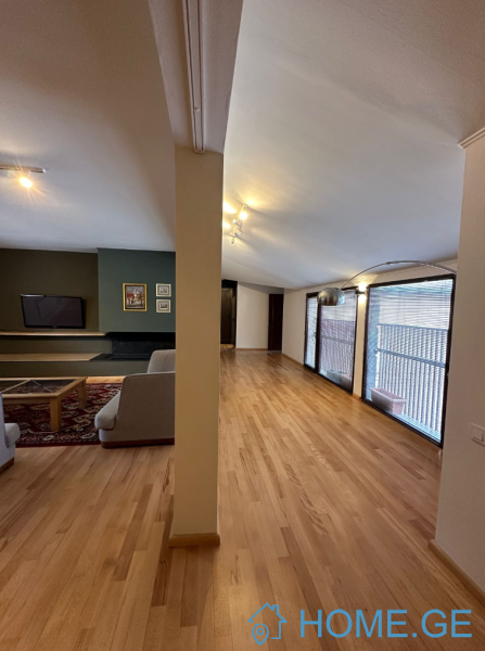 For Rent, 3 Room, Old building, Tbilisi, Vera