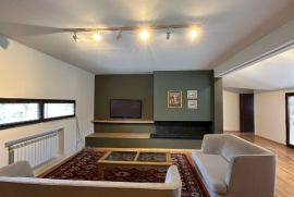 For Rent, 3 Room, Old building, Tbilisi, Vera