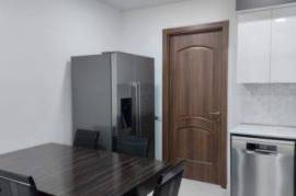 ქირავდება ბინა, 5 ოთახიანი, ძველი აშენებული, თბილისი, საბურთალო