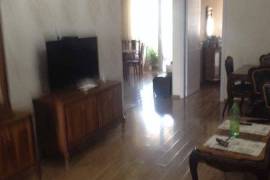 Lease Apartment, 4 Room, Old building, Tbilisi, saburtalo