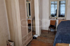 Apartment for sale, 4 Room, Old building, Tbilisi, Chugureti