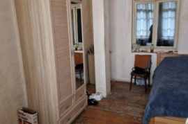 Apartment for sale, 4 Room, Old building, Tbilisi, Chugureti