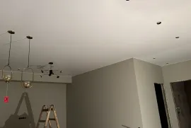 Аренда, 4 Kомнатная, Старое здание, Тбилиси, saburtalo