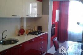 Daily Apartment Rent, 2 Room, Old building, Kutaisi