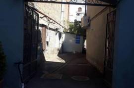 Apartment for sale, 1 Room, Old building, Tbilisi, Chugureti