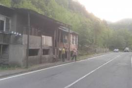Apartment for sale, 2 Room, Old building, Borjomi , Bakuriani