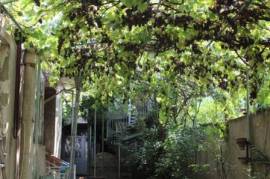For Rent, 1 Room, Old building, Tbilisi, saburtalo
