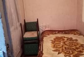 For Rent, 1 Room, Old building, Tbilisi, saburtalo
