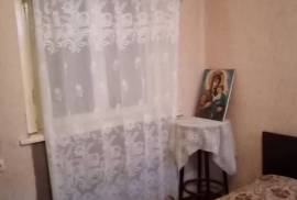 For Rent, 1 Room, Old building, Tbilisi, saburtalo