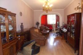 Продается квартира, Старое здание, Тбилиси, saburtalo