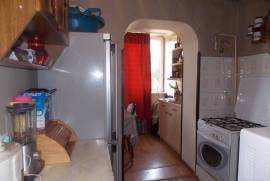 Продается квартира, Старое здание, Тбилиси, saburtalo