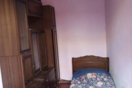 Аренда, 5 Kомнатная, Старое здание, Тбилиси, Чугурети