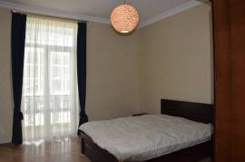 For Rent, 2.5 Room, Old building, Tbilisi, Vera