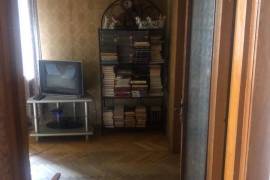 Apartment for sale, Old building, Districts of Vazha-Pshavela