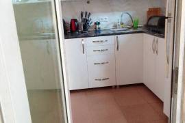 Продается квартира, 4 Kомнатная, Старое здание, Тбилиси, Чугурети