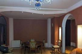 For Rent, 4 Room, Old building, Tbilisi, saburtalo
