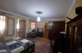 იყიდება სახლი, 6 ოთახიანი, თბილისი, ელია