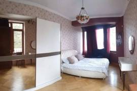 ქირავდება სახლი, წყნეთი