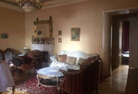 Apartment for sale, 8 Room, Old building, Tbilisi, Chugureti