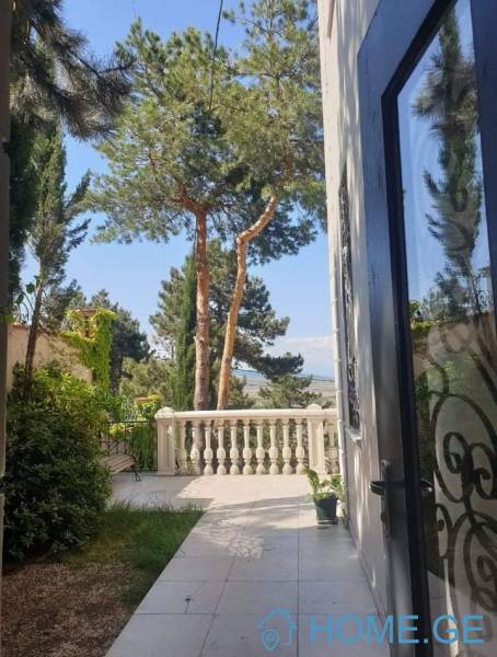 House For Rent, 7 Room, Tbilisi, vake