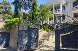 House For Rent, 7 Room, Tbilisi, vake