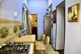 Аренда, 4 Kомнатная, Старое здание, Тбилиси, Мтацминда