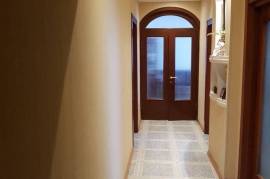 Apartment for sale, Old building, Chugureti