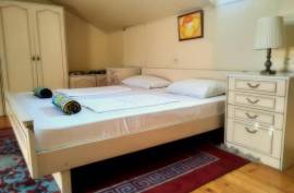 House For Rent, 10 Room, Tbilisi, Vera