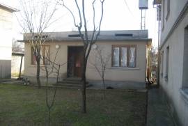 იყიდება სახლი, 6 ოთახიანი, ზუგდიდი, ზუგდიდი