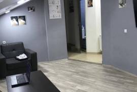 იყიდება ბინა, 3 ოთახიანი, ძველი აშენებული, თბილისი, ვაკე