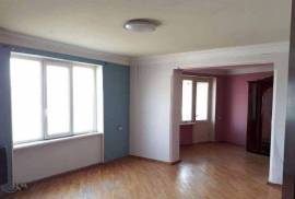 Apartment for sale, Old building, Varketili