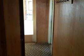 იყიდება ბინა, 4 ოთახიანი, ძველი აშენებული, თბილისი, დიდუბე